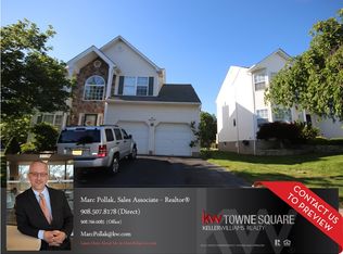 28 Terrace Ln, Bridgewater, NJ 08807