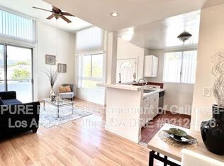 6040 Barton Ave #201, Los Angeles, CA 90038