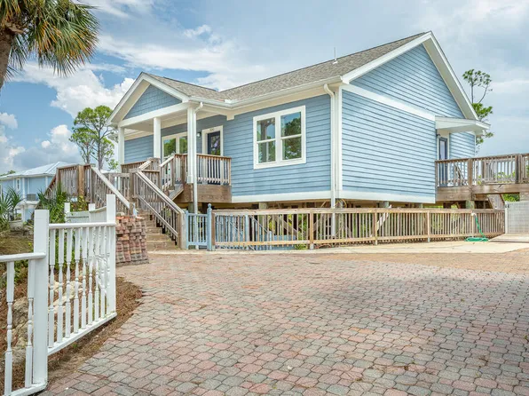500 W Sawyer St, Eastpoint, FL 32328
