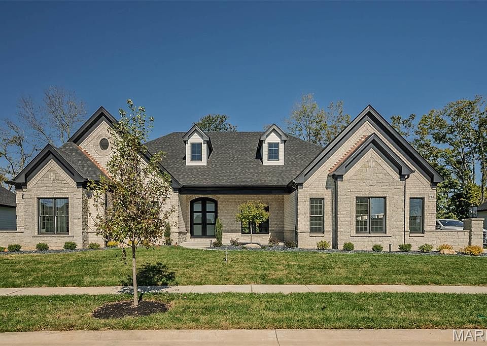 1st image of 753 Silver Buck Ln