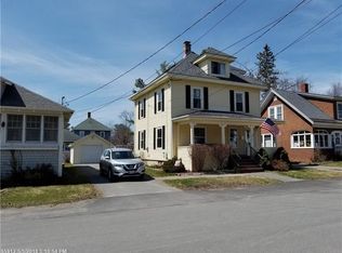 30 Elizabeth Ave, Bangor, ME 04401