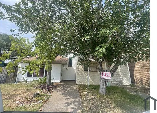 3 bed, 1453 sqft, $1,650 — Photo 3