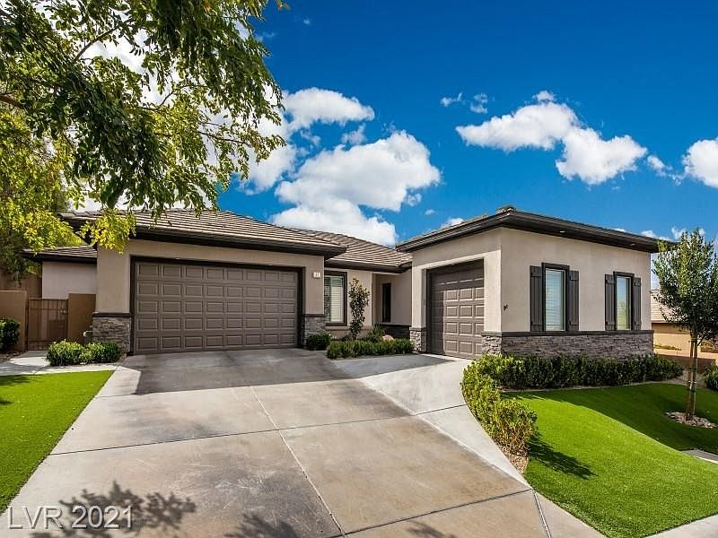 1st image of 45 Stonemark Dr