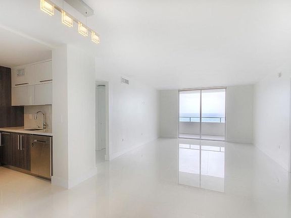 5th image of 5555 Collins Ave APT 10G