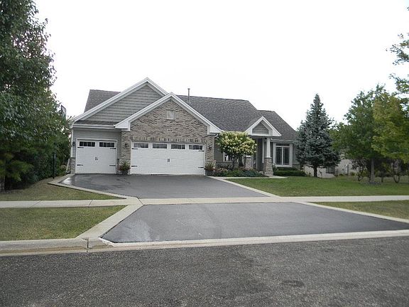 2nd image of 308 Bellaire Dr