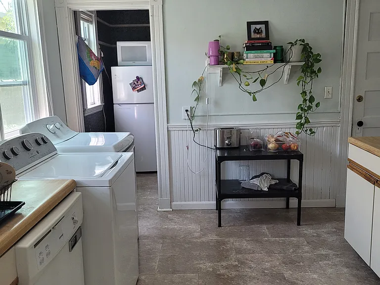 26 Hall St #2 — Photo 5