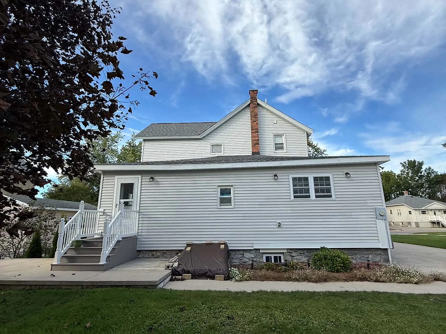 3 bed, 2824 sqft, $1,800 — Photo 3