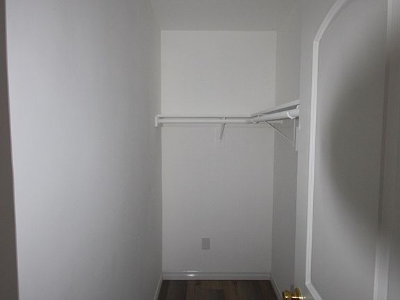 Large Walk-in Closet