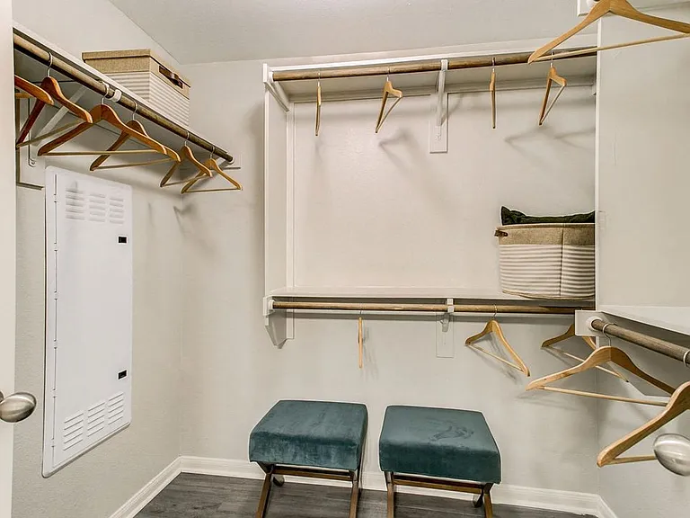 Watervue Apartment Homes — Photo 9