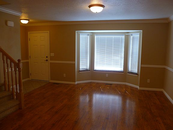 5th image of 881 Capital Ave #881