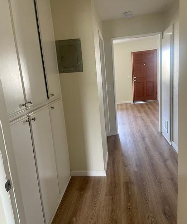 2nd image of 2215 Valley St APT 202
