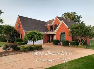 2958 Summit Dr, Hernando, MS 38632