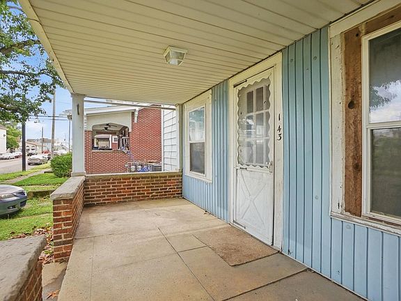 3rd image of 143 Union St