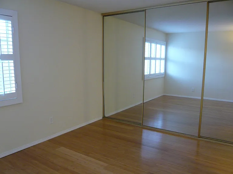 4404 Bond St #L — Photo 18