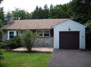 140 Byberry Ave, Hatboro, PA 19040