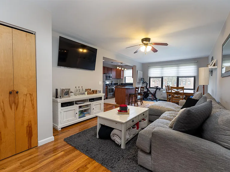 1 Jefferson Ave #A5 — Photo 4
