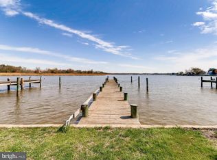 6508 N Point Rd, Baltimore, MD 21219