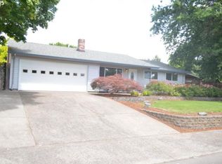1821 NE Thomas St, Hillsboro, OR