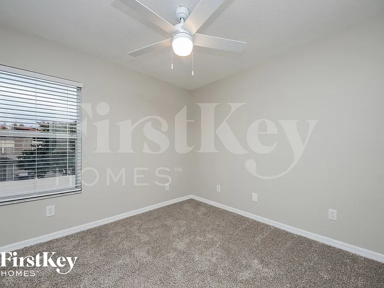 1961 Portcastle Cir — Photo 11
