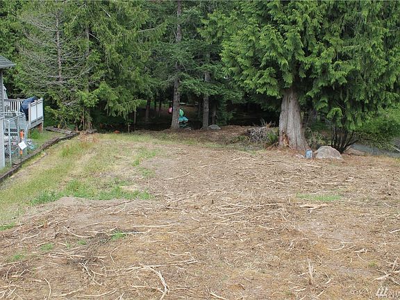 3rd image of 560 E Way To Tipperary St