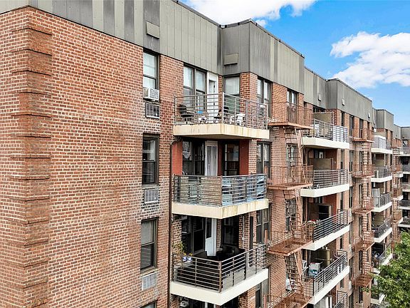 5th image of 2800 Coyle Street #622