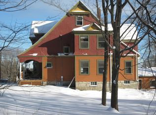 34 Hillcrest Rd, Weymouth, MA 02189