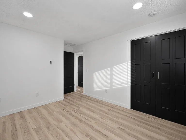 13416 E 26th Ave — Photo 17