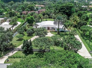 9320 SW 120th St, Miami, FL 33176