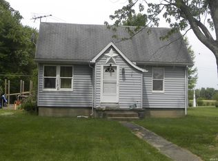 4049 Main St, Coal City, IN 47427