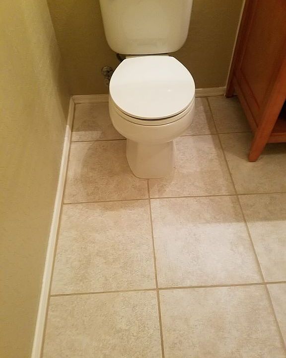 Updated tile floor and vanit