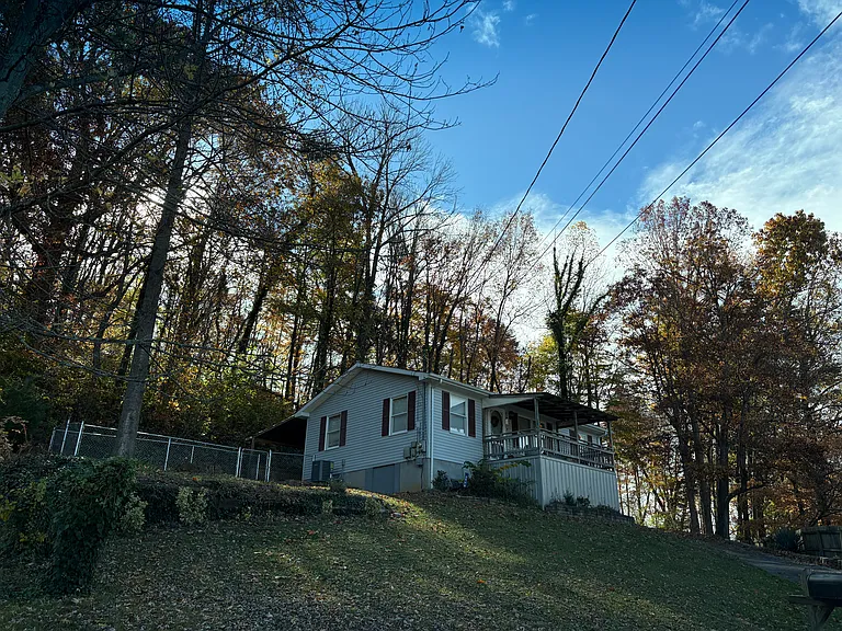 198 Harmony Dr — Photo 24