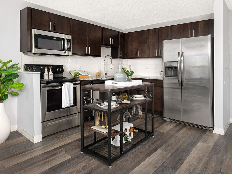 Model Unit Kitchen