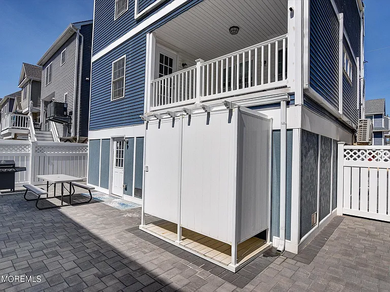5 Fielder Ave — Photo 29