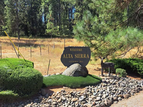 15287 Kingsbury Cir, Grass Valley, CA 95949