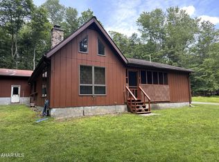 176 Lark Ln, Flinton, PA 16640