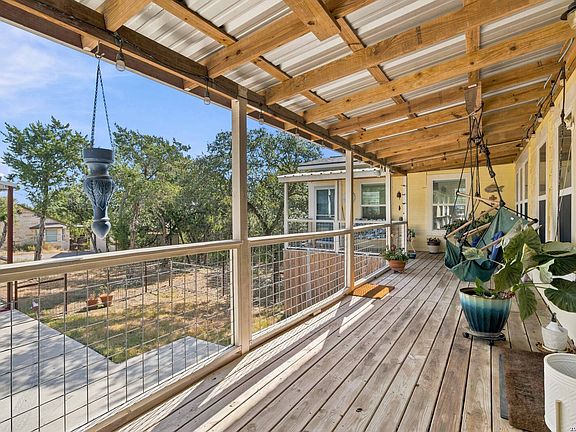 4th image of 362 BLACK OAK DR