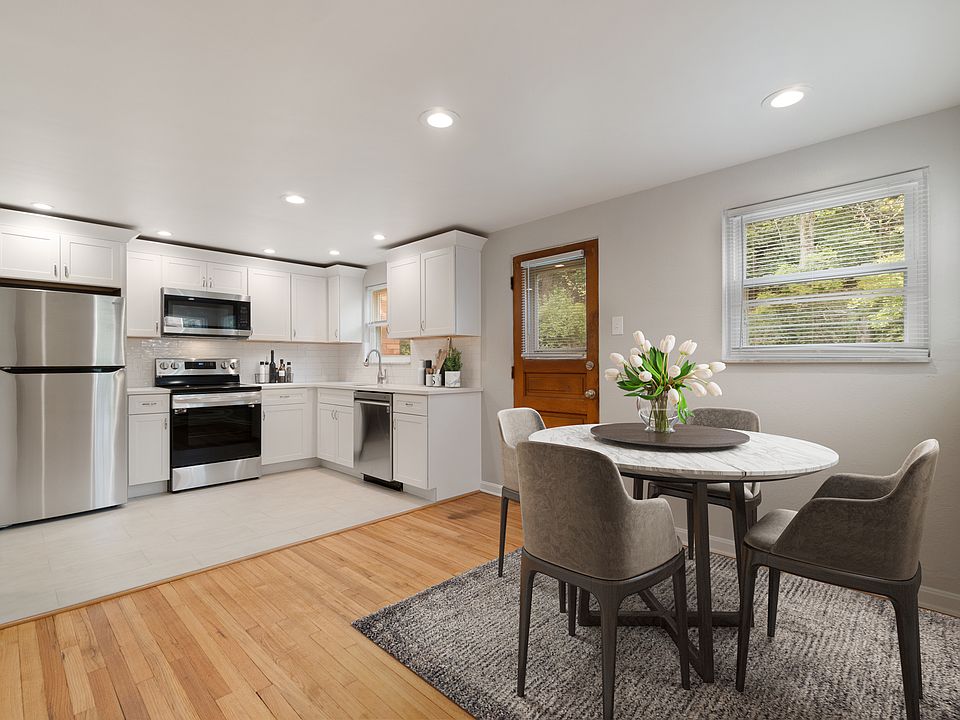 Kitchen Dining Combo