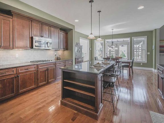 4th image of 6748 Brodie Blvd