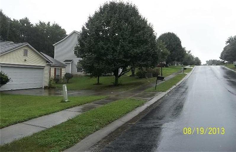 2nd image of 1012 Morning Glory Dr