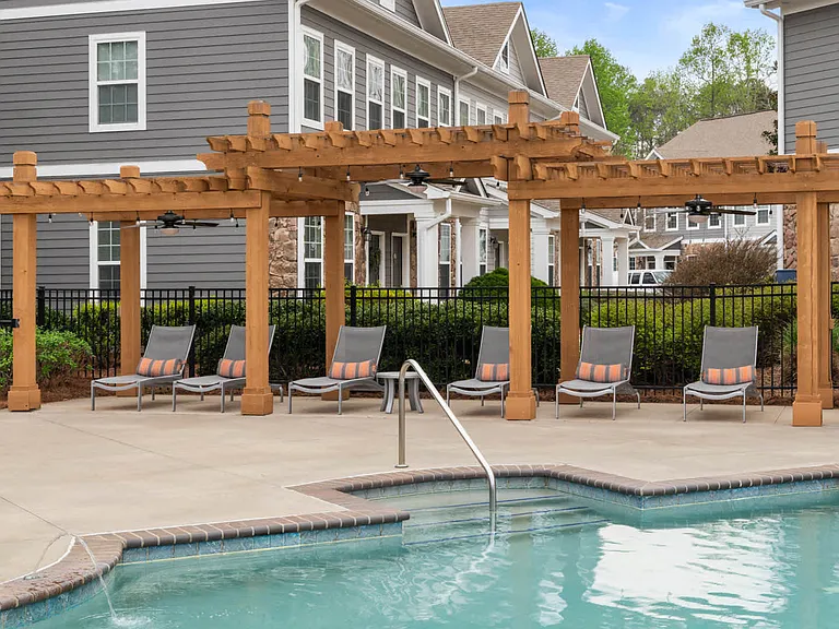 Swimming Pool with Poolside Lounge