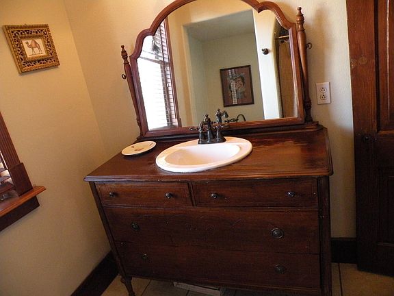 2nd floor hall bath vanity