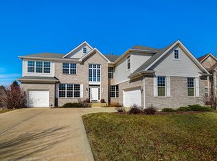 480 Blue Heron Cir, Bartlett, IL 60103