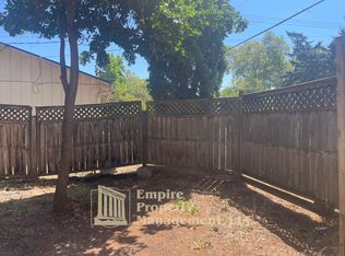 2025 Devos St, Eugene, OR 97402