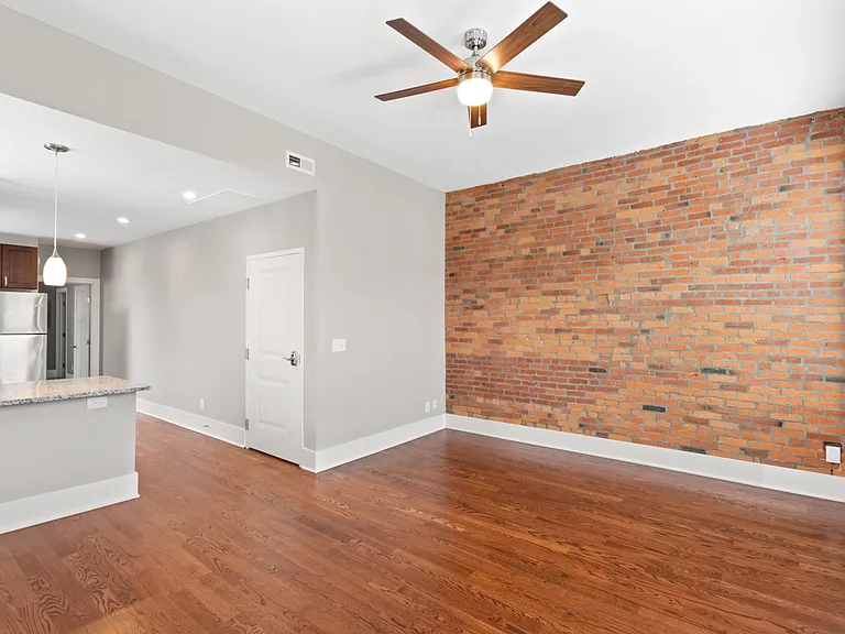 761 Oak St — Photo 38