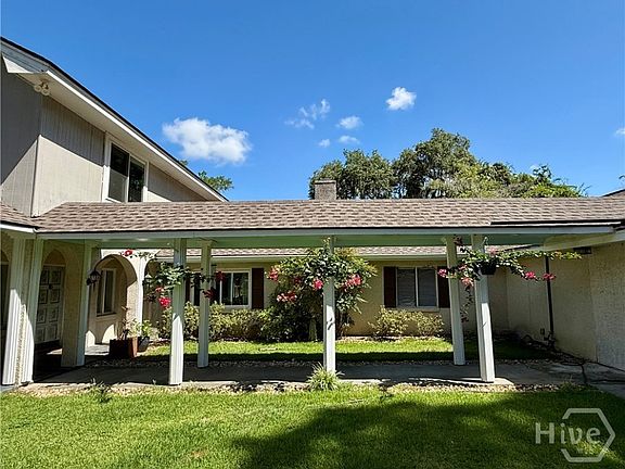 4th image of 807 Betz Creek Road