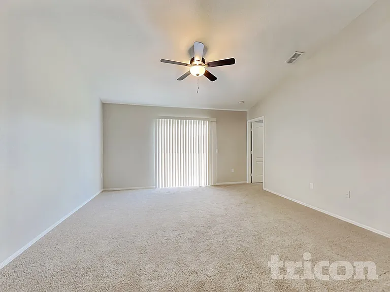 3034 Wentworth Pl — Photo 2