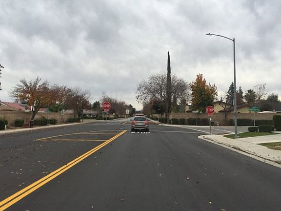4th image of 3927 Park View Dr