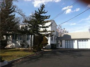 792 Inman Ave, Colonia, NJ 07067