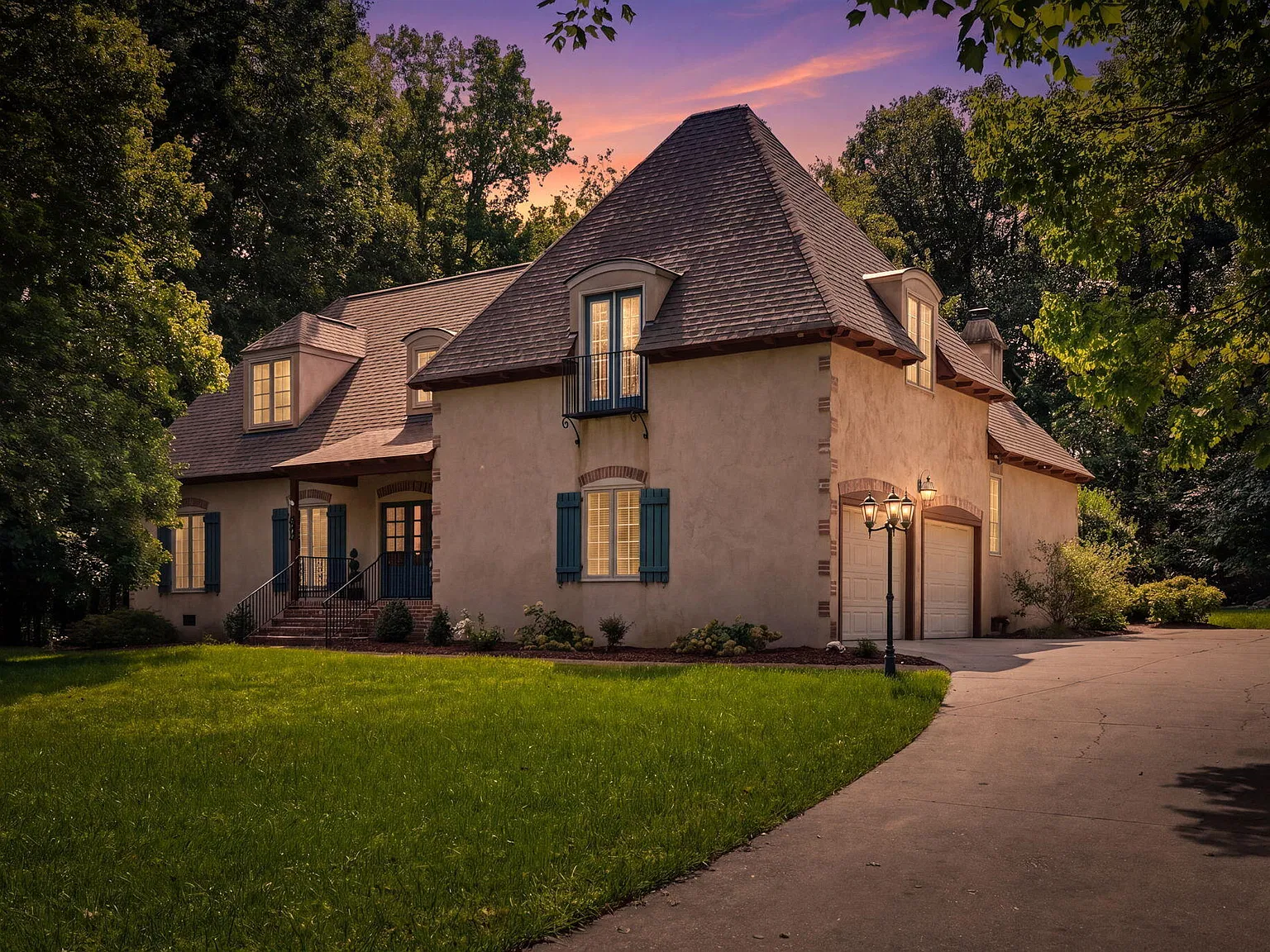 4 bed, 3.5 bath, 3358 sqft, $6,950 — Photo 3
