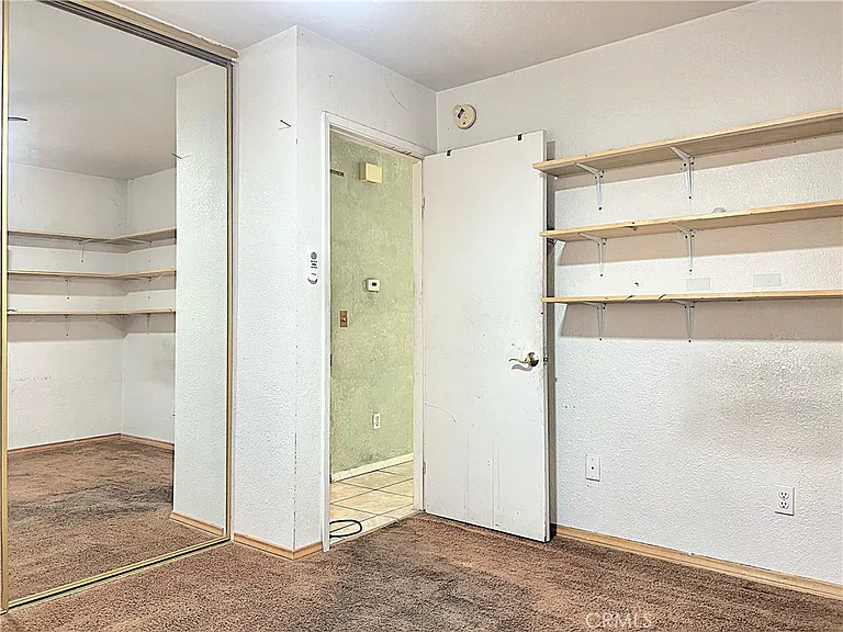17601 Sycamore Ln — Photo 21